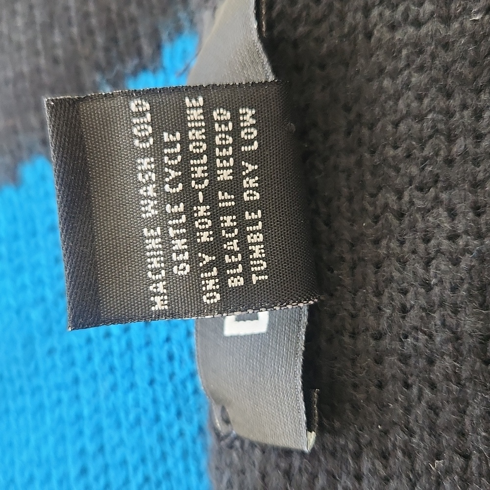 DKNY Womens BOLD Logo Fringe Scarf Wrap Black Blue One Size - Picture 8 of 12